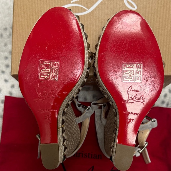 Christian Louboutin Cataclou Beige Embossed Payton Studded Espadrilles - Picture 9 of 12